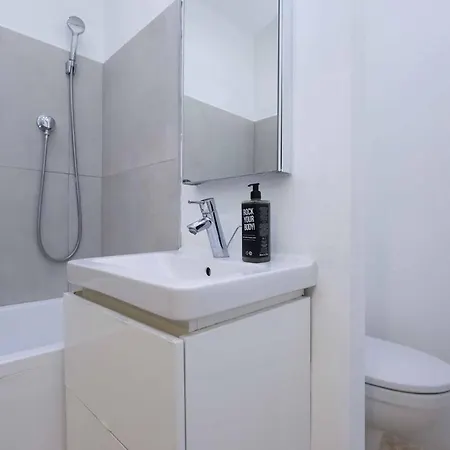 Mozartova- Quiet Getaway With A View Of The Danube * Bratislava