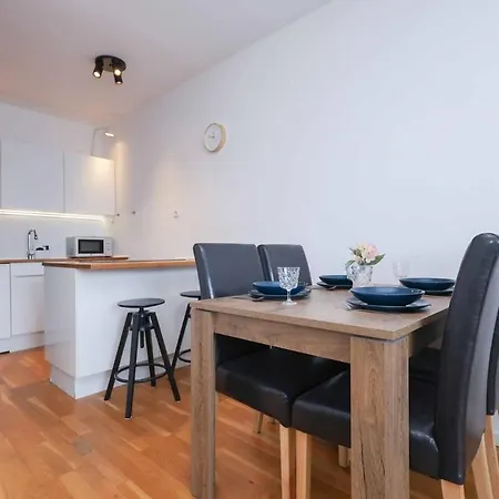 Mozartova- Quiet Getaway With A View Of The Danube * Bratislava