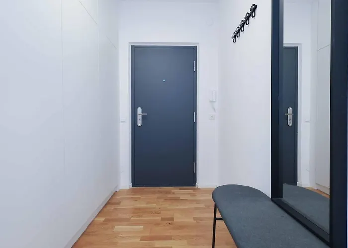 Mozartova- Quiet Getaway With A View Of The Danube Apartmán