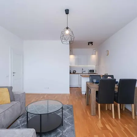 Mozartova- Quiet Getaway With A View Of The Danube *