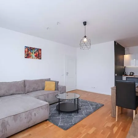 Apartamento Mozartova- Quiet Getaway With A View Of The Danube Bratislava